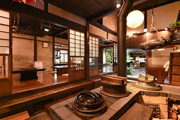 京都の奥座敷 貴船 川床料理の風流な宿